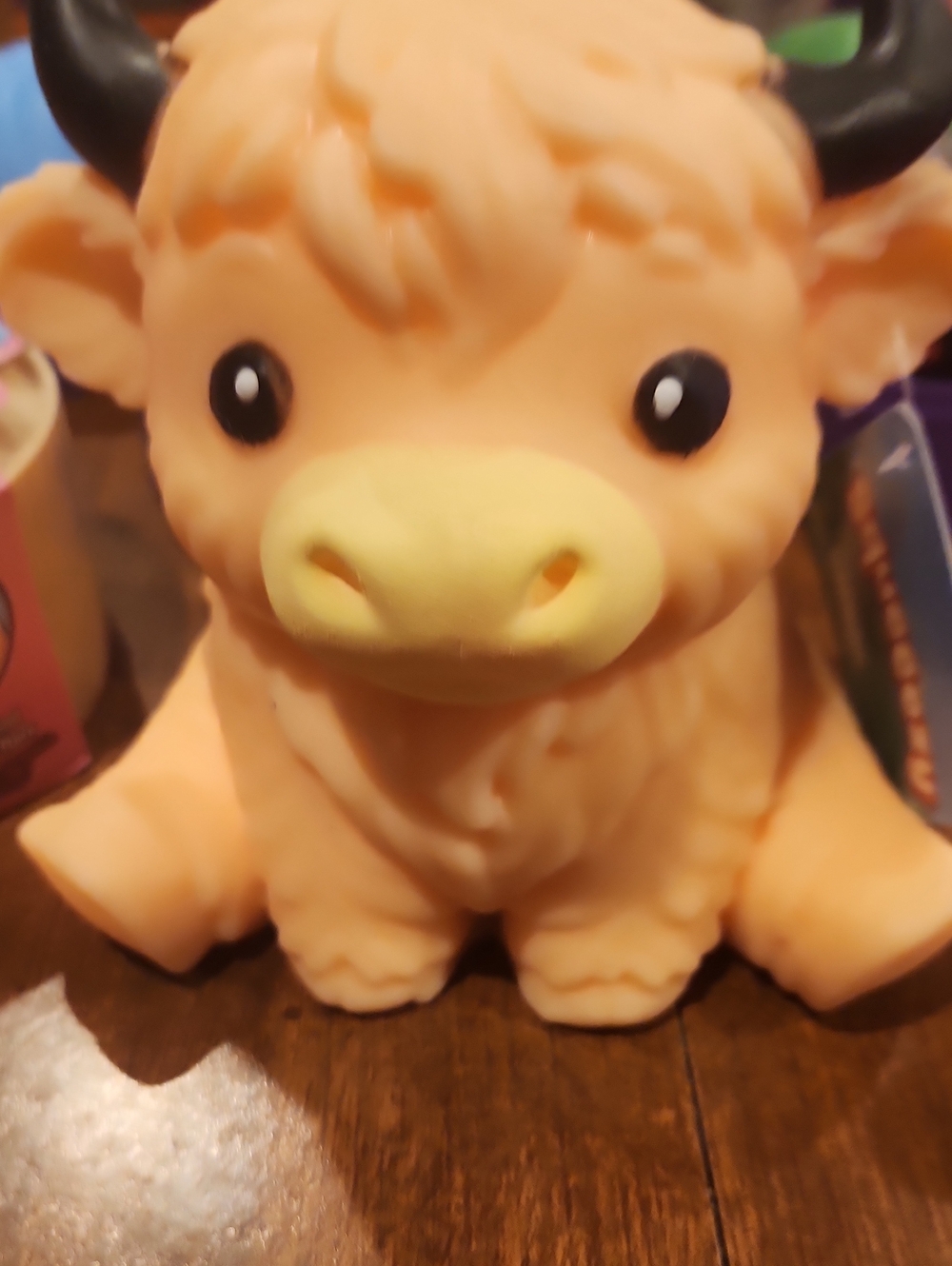 Squeeezy Highland Cow - Tan